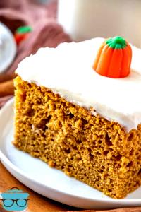 1 slice (45 g) Pumpkin Spice Creme Cake