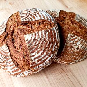 1 slice (57 g) Country Miche Bread