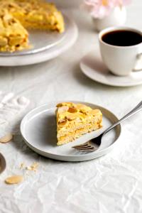 1 slice (62 g) White Almond Cake