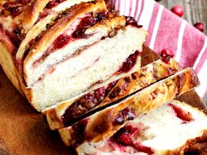 1 slice Cranberry Swirl Toasting Bread