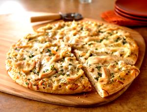 1 slice Garlic White Chicken Pizza