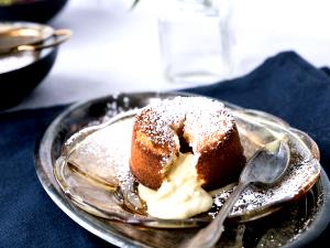 1 slice White Molten Chocolate Cake