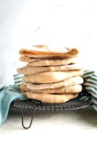 1 Small (4" Dia) Toasted Whole Wheat Pita Bread