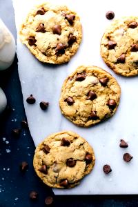 1 Small Oatmeal Cookie with Chocolate Chips