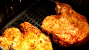 1 Small (yield After Cooking, Bone Removed) Broiled or Baked Breaded or Floured Pork Steak or Cutlet