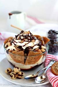 1 sundae Chocolate Chip Cookie Sundae