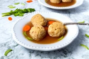 1 tbsp (14 g) Matzo Ball & Soup Mix