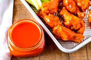 1 tbsp (15 g) Buffalo Style Wing Sauce