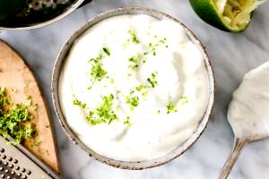 1 tbsp (15 ml) Lime Crema Sauce