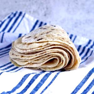 1 tortilla (33 g) Flour Tortillas