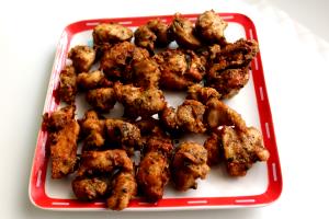 1 tray (255 g) Black Pepper Chicken