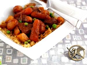 1 tray (383 g) Beef Stew with Veggies and Brown Rice