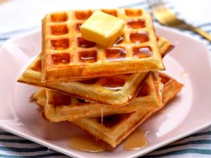 1 waffle Buttermilk Waffle