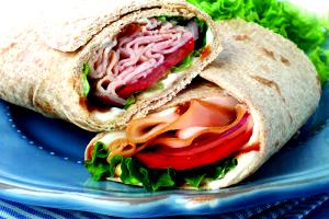 1 wrap (149 g) Turkey & Bacon Swiss Wrap