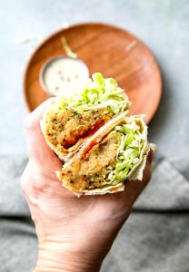 1 wrap (283 g) Spicy Lentil Wrap