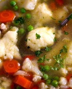 100 G Chicken Soup with Dumplings and Potatoes