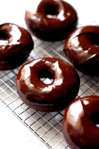 100 G Chocolate Doughnut (Cake Type)