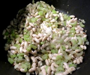 100 G Cooked Escarole (Fat Added in Cooking)