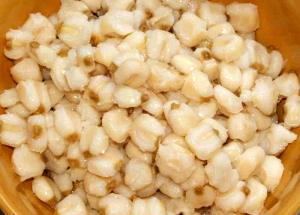 100 G Cooked Hominy (Fat Not Added in Cooking)