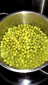 100 G Cooked Peas and Onions (Fat Not Added in Cooking)