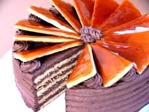 100 G Dobos Torte Cake (Non-Chocolate Layer Cake with Chocolate Filling and Icing)