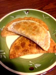 100 G Empanada Mexican Turnover (Filled with Meat and Vegetables)