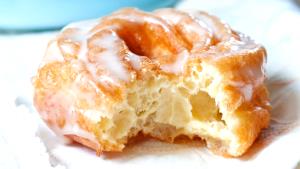 100 G French Cruller