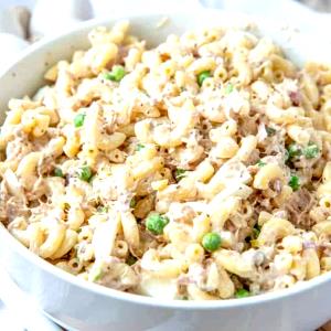 100 G Macaroni or Pasta Salad with Tuna