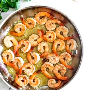 100 G Puerto Rican Style Shrimp in Garlic Sauce (Camarones Al Ajillo)