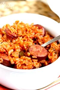 100 G Sausage and Rice with Tomato-Based Sauce (Mixture)