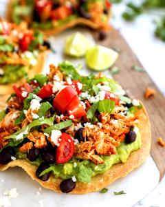 100 G Taco or Tostada with Chicken or Turkey, Lettuce, Tomato and Salsa