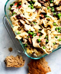 100 G Tuna Noodle Casserole with Vegetables and Mushroom Soup