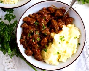 100 Grams Beef Goulash W/Onion, Fried