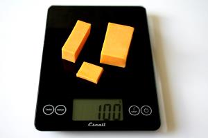 100 Grams Cheddar Cheese, Reduced Fat