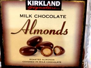 11 pieces (30 g) Chocolate Covered Almonds