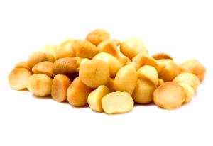 1.5 oz (43 g) Roasted Salted Macadamia Nuts