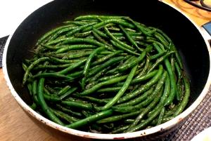 15 pieces (85 g) Battered Green Beans