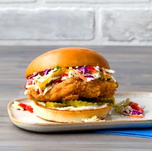 1.5 servings (302 g) Firecracker Chicken Sandwich