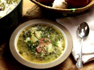 16 oz (454 g) Portuguese Kale Soup (Large)