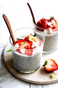 2/3 cup (55 g) Coconut Chia Almond