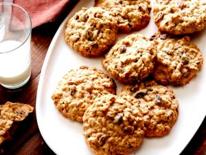 2 cookies Butter Pecan Oatmeal Raisin Cookies