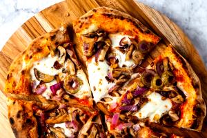 2 mushrooms (57 g) Pizza Crimini Mushrooms