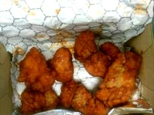 2 pieces (73 g) Bone Out Wings - Buffalo Mild Wings