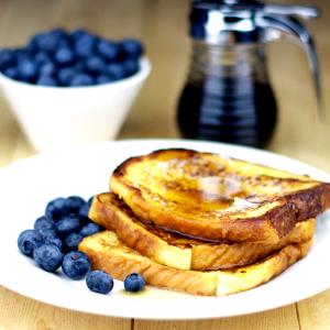 2 slices (190 g) French Toast with Maple Syrup