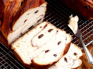 2 slices (74 g) Cinnamon Raisin Bread