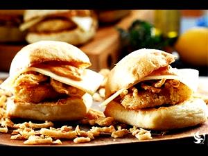 2 sliders Outlaw Chicken Sliders