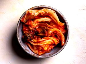 2 tbsp (1 oz) Kimchi