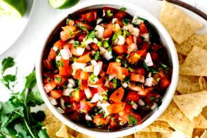 2 tbsp (29 g) Pico De Gallo