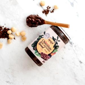 2 tbsp (30 g) Macadamia Dark Chocolate Spread