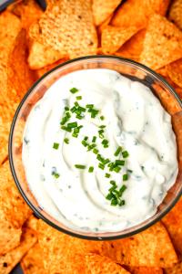 2 tbsp (30 g) Sour Cream Chive Dip